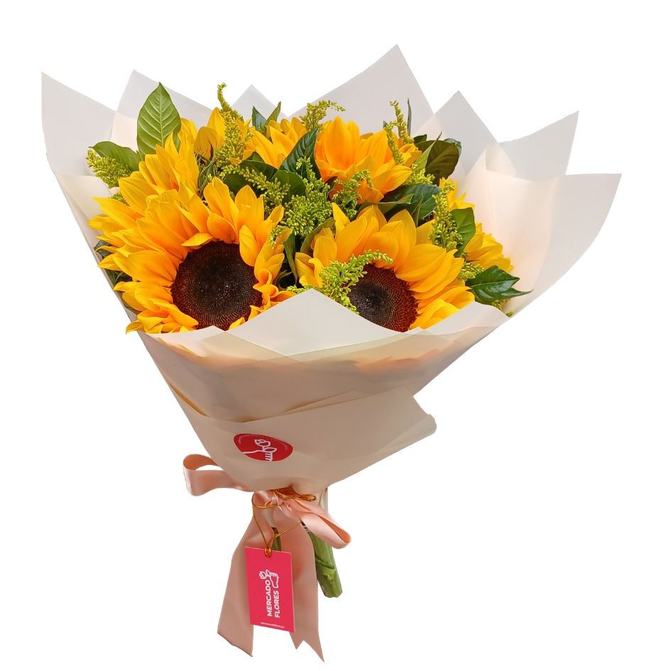 RAMO DE 7 GIRASOLES FRESCOS, SOLIDAGO Y VERDES SELECTOS