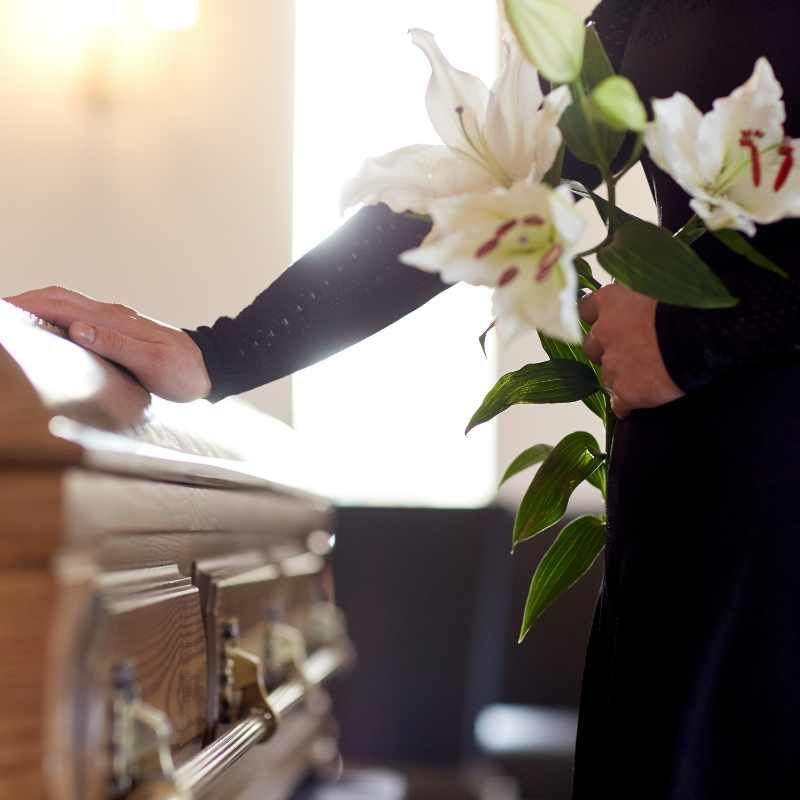 Guía Completa: Arreglos Florales para Difuntos y su Significado