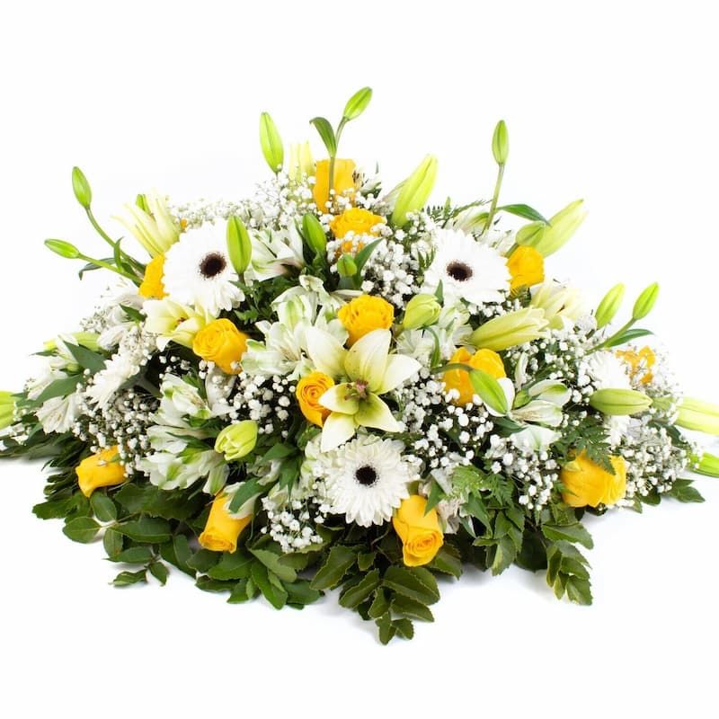 Manto Fúnebre 05 - Ovalado con gerberas, liliums blancos y rosas