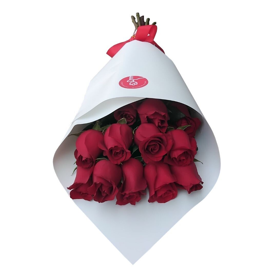 Ramo de 12 rosas rojas con diseño elegante y envío a domicilio en Lima - MERCADO FLORES®