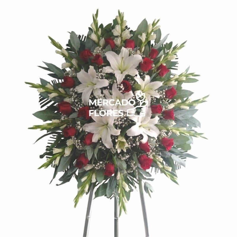 Corona fúnebre Grandeza del Alma de rosas y liliums con envío hoy a todo Lima - MERCADO FLORES®