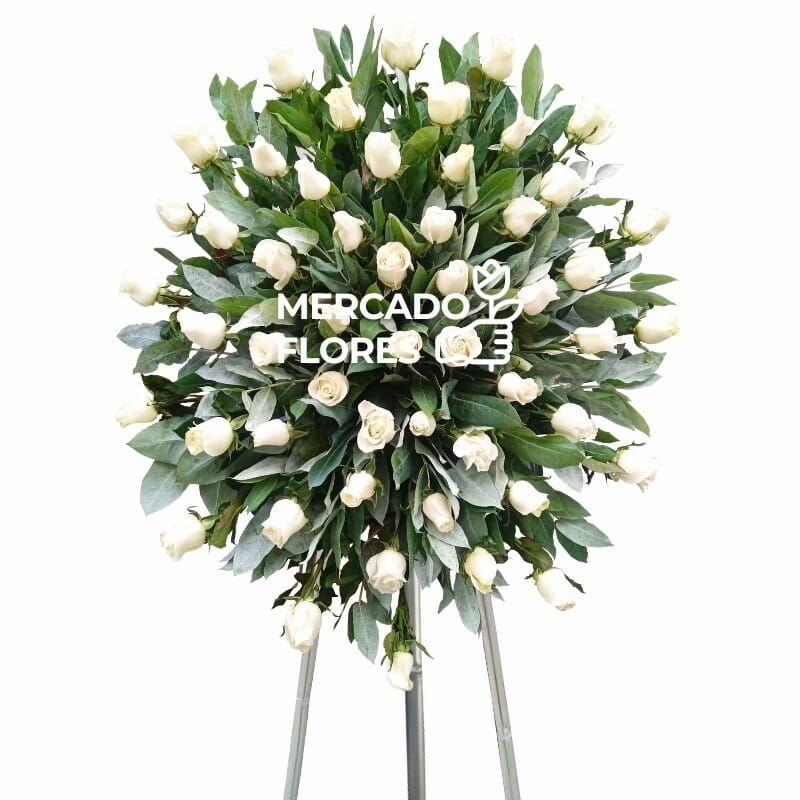 Corona fúnebre de rosas blancas envío hoy en Lima - MERCADO FLORES®