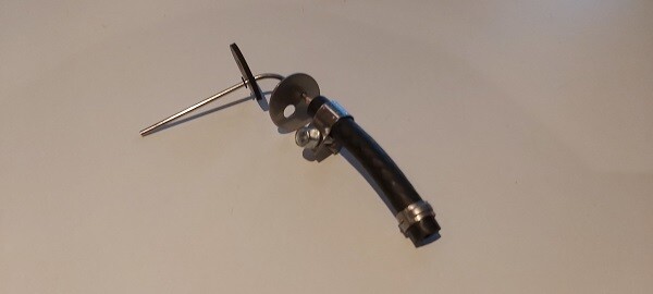 Syöttöputki mökkilämmittimiin Syöttöputki mökkilämmittimiin