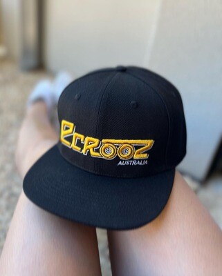ECROOZ staple flat bill snap back cap