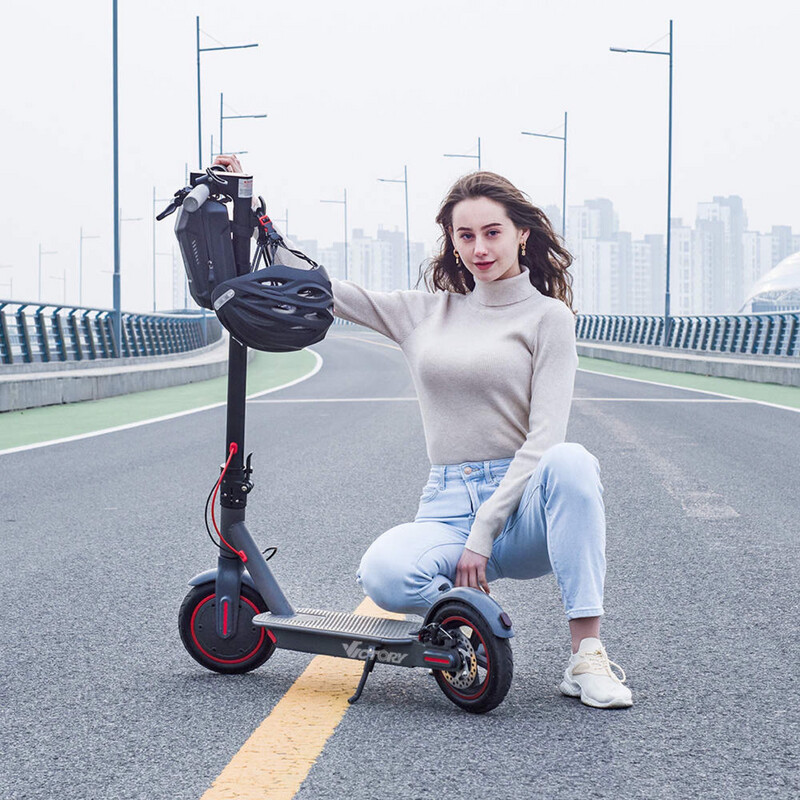 Scooter eléctrico por pedido 