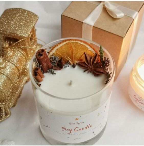 orange and cinnamon candles