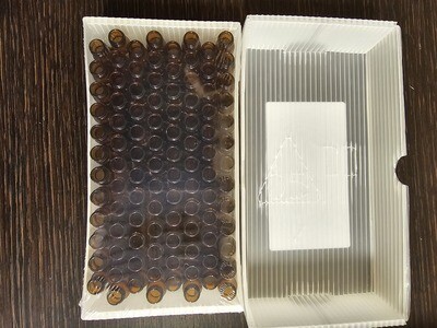 Auto sampler Amber vials, 2 ml screw cape type amber glass per 100
