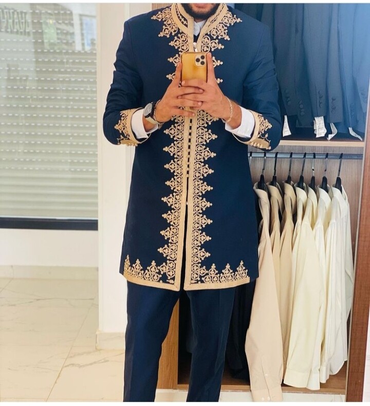 Ensemble de costume traditionnel 