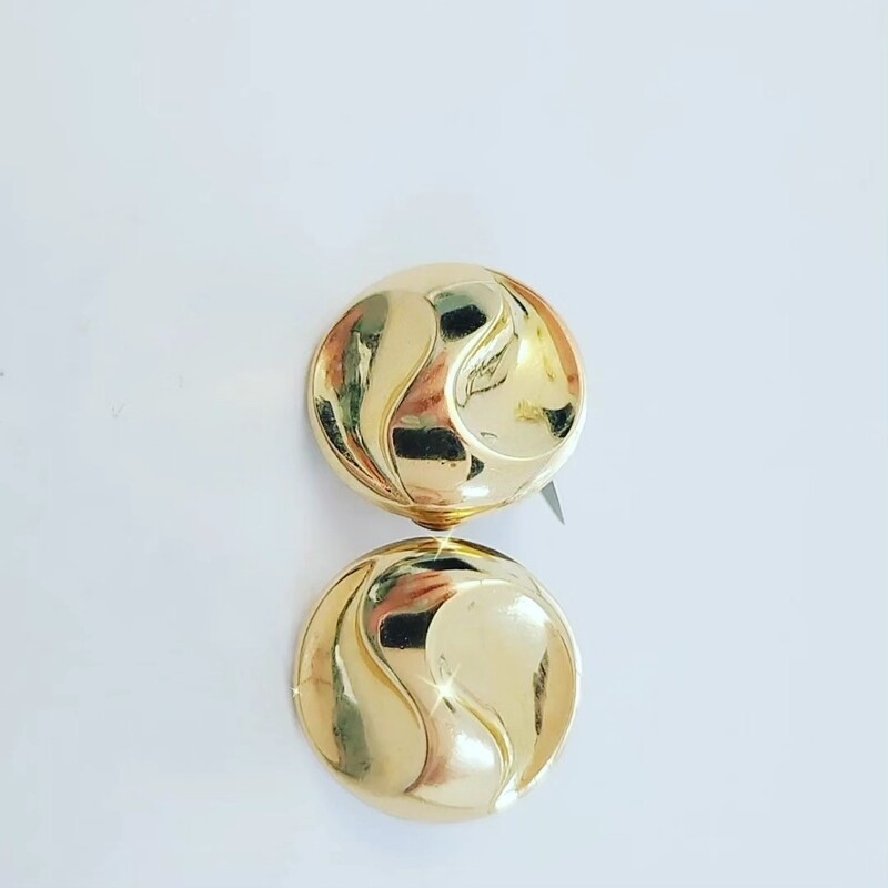 Aretes
