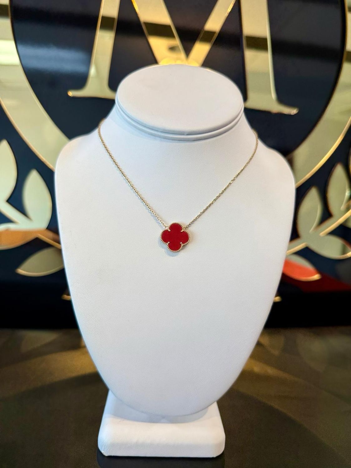 Cadena estilo van c roja