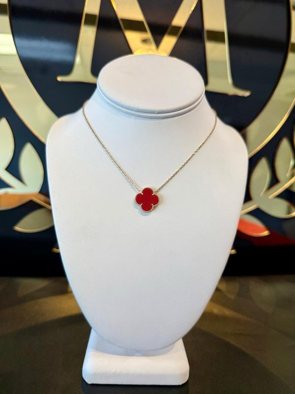 Cadena estilo van c roja