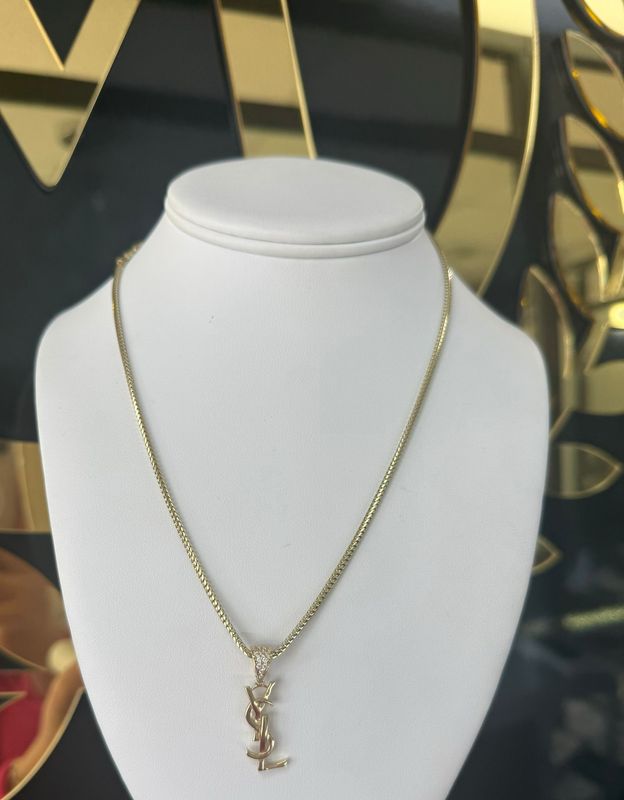 Collar lv