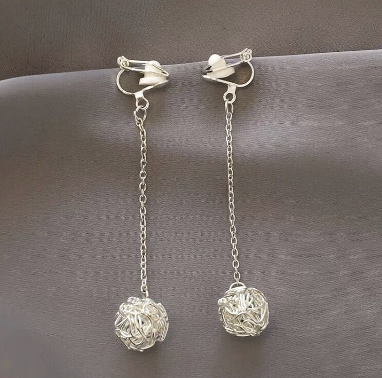 Silver Hooking Earrings