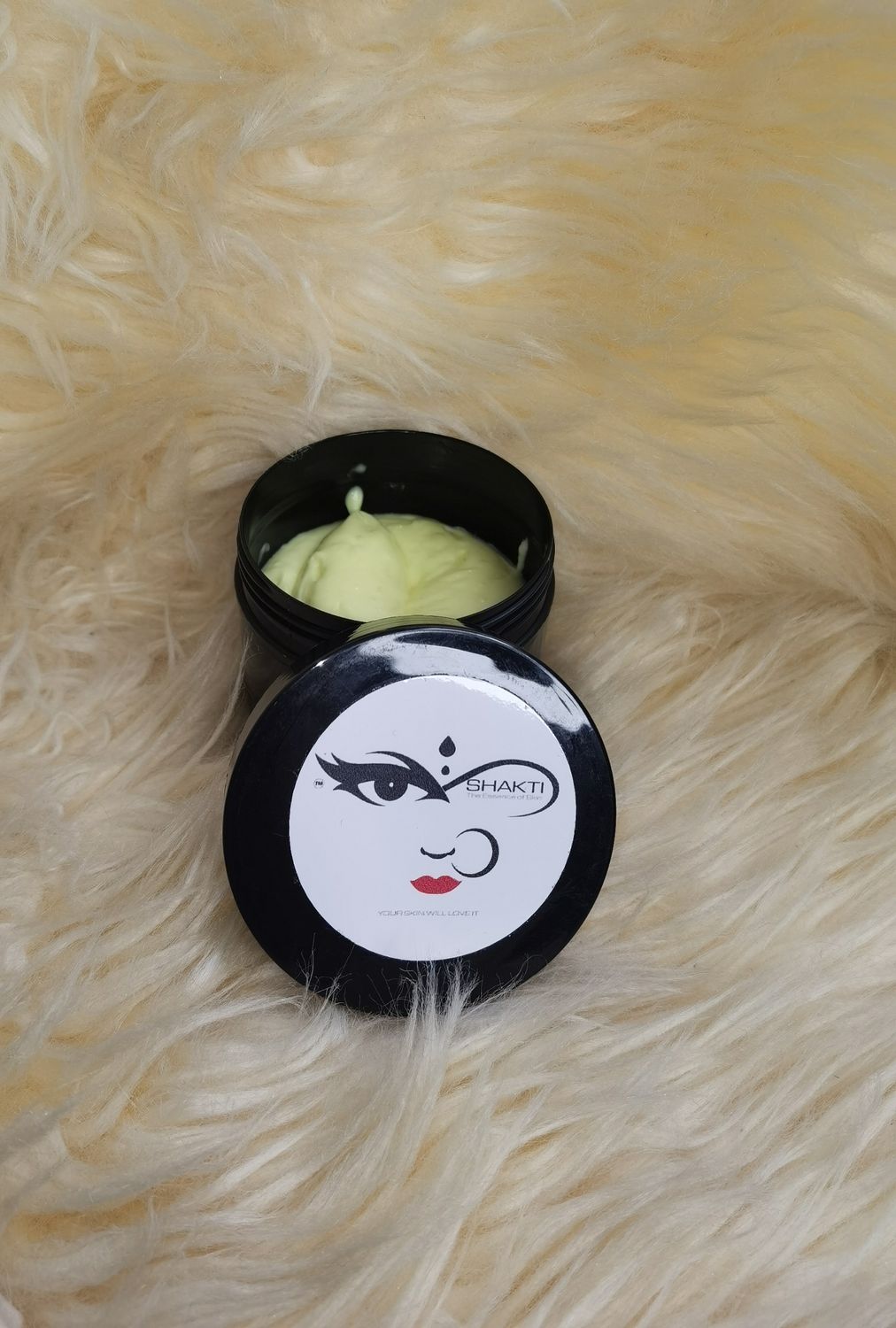 Turmeric facial moisturiser