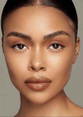 Occasional natural make up