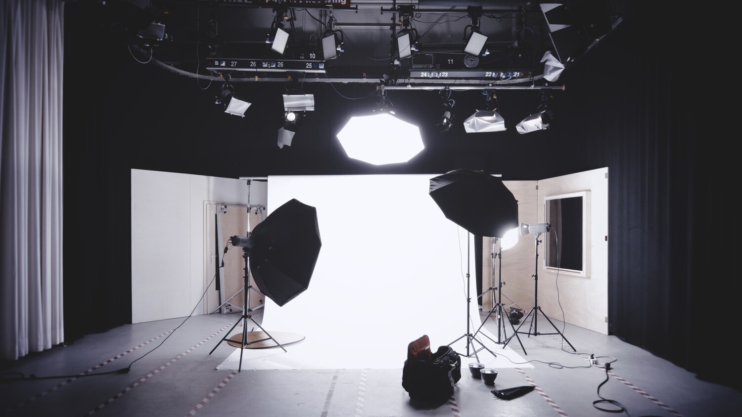 2 hr Photo (In Studio) Session