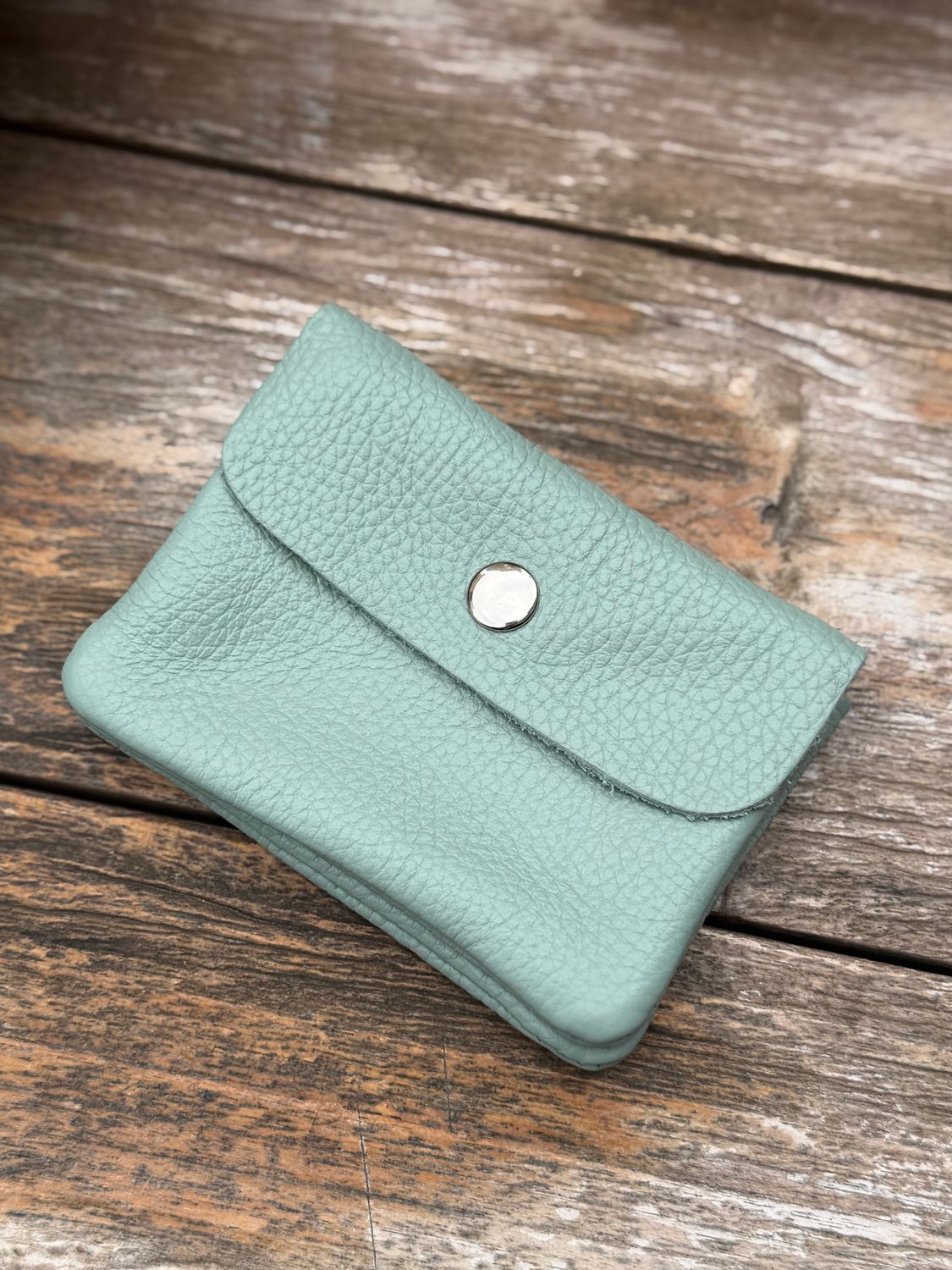 PORTE-MONNAIE EN CUIR - VERT D'EAU
