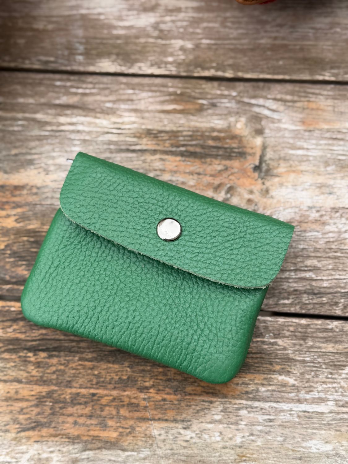 PORTE-MONNAIE EN CUIR - VERT