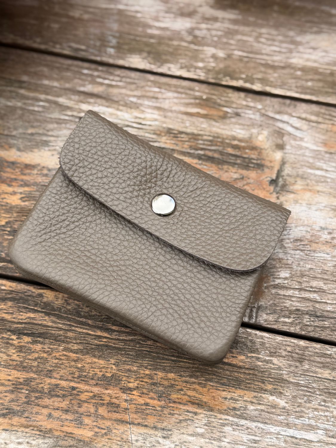 PORTE-MONNAIE EN CUIR - TAUPE