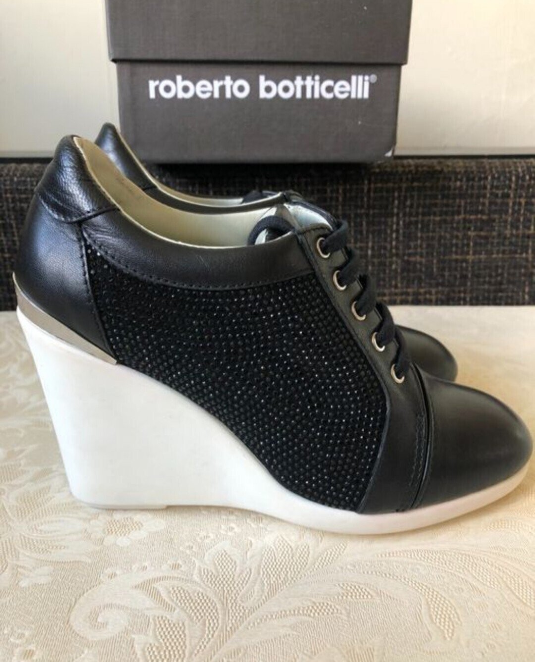 Zapato cuña ROBERTO BOTTICELLI