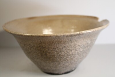 White crackle bowl