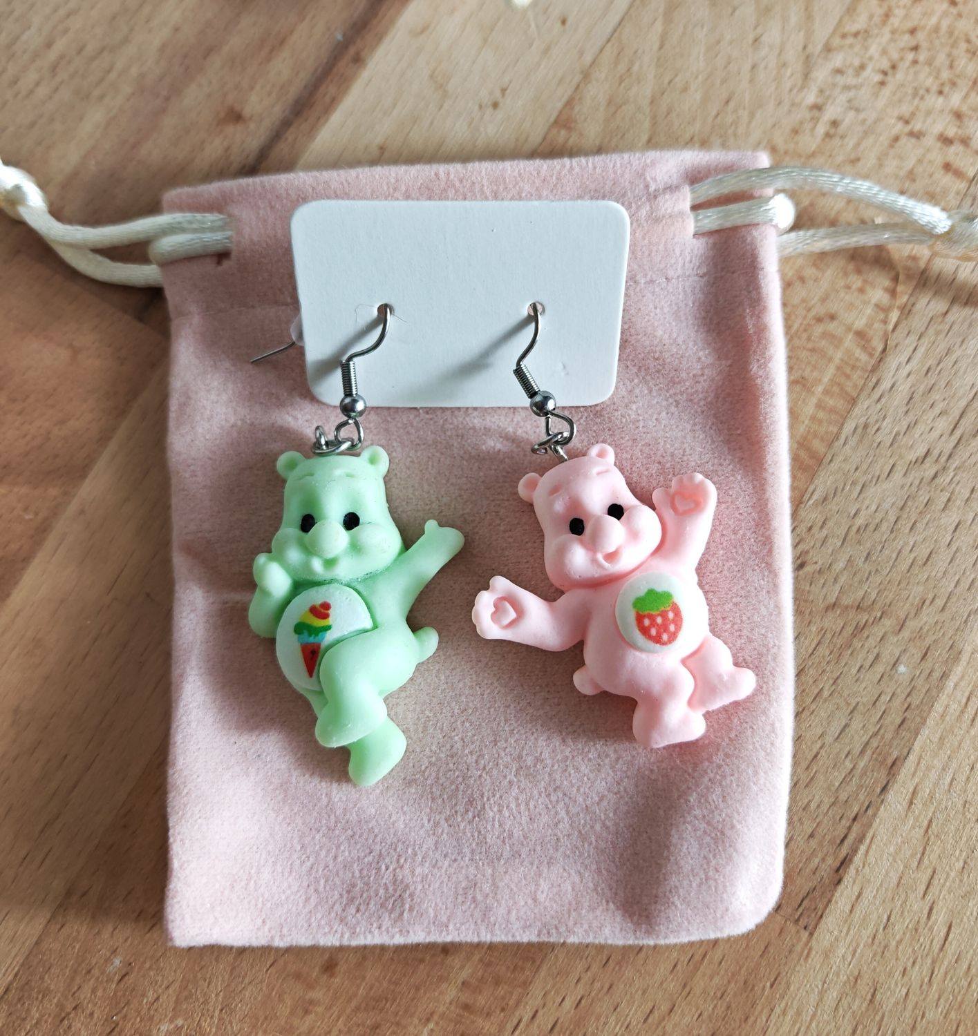 Boucles d'oreilles Bisounours 🌈