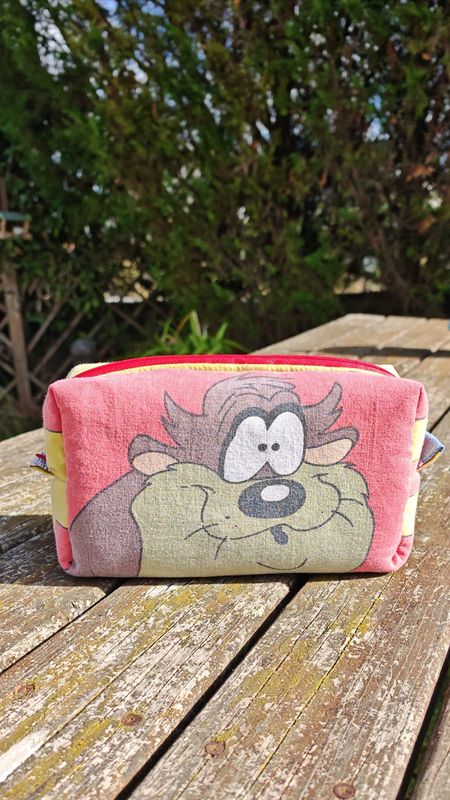 Trousse maquillage fluffy
