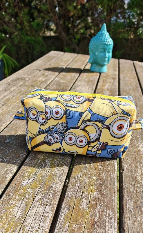 Trousse maquillage fluffy