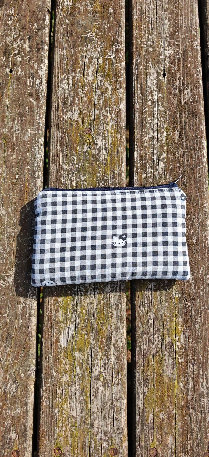 Trousse à lunettes fluffy 