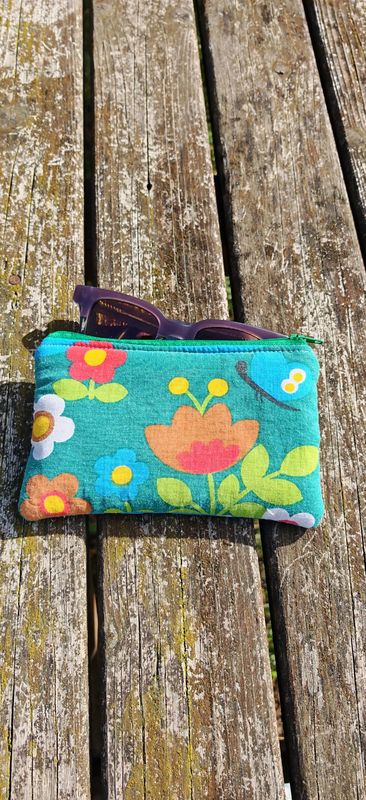 Trousse à lunettes fluffy 