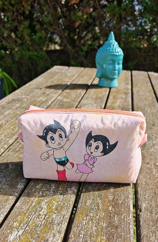 Trousse maquillage fluffy