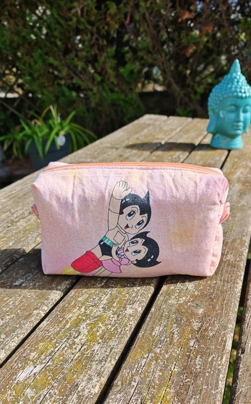 Trousse maquillage fluffy