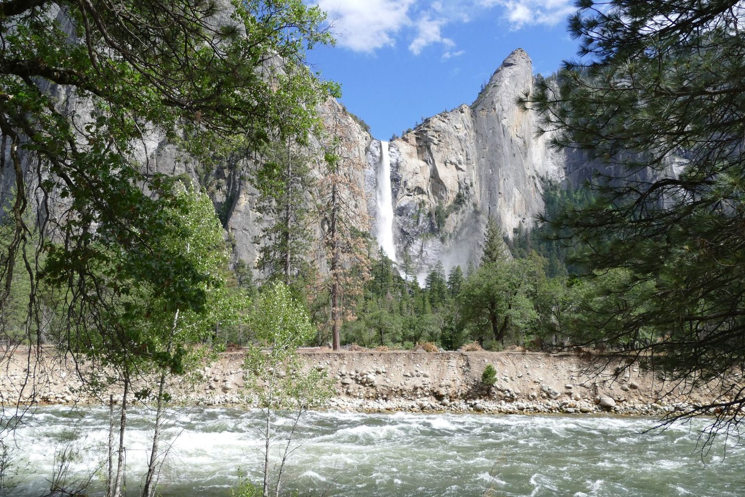 Bridalveil Falls