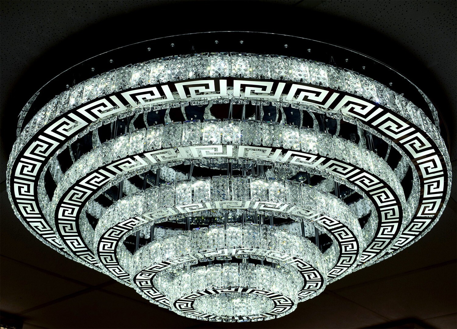 LED Deckenlampe 100 cm Kristallglas Licht Warm Kalt Neutral