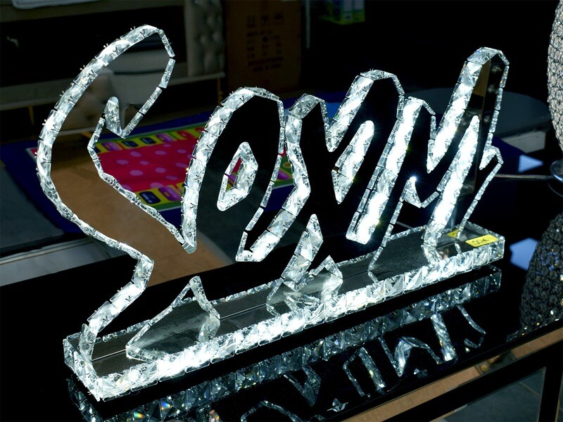 LED Tischlampe &quot;Sexy&quot; 70 cm Deko Leuchte Licht