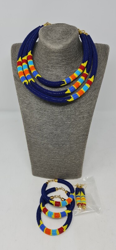 🌍 Handcrafted Maasai Beaded Jewelry Set – Necklace, Earrings &amp; Bracelets – £35