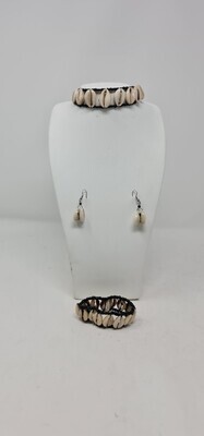 Shell Necklace Set with Matching Earrings