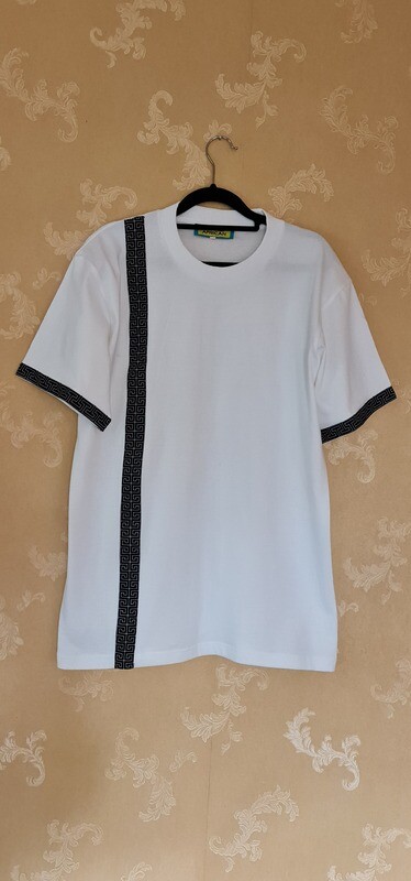 African Print T-Shirt - Mgeni - White - Size Medium