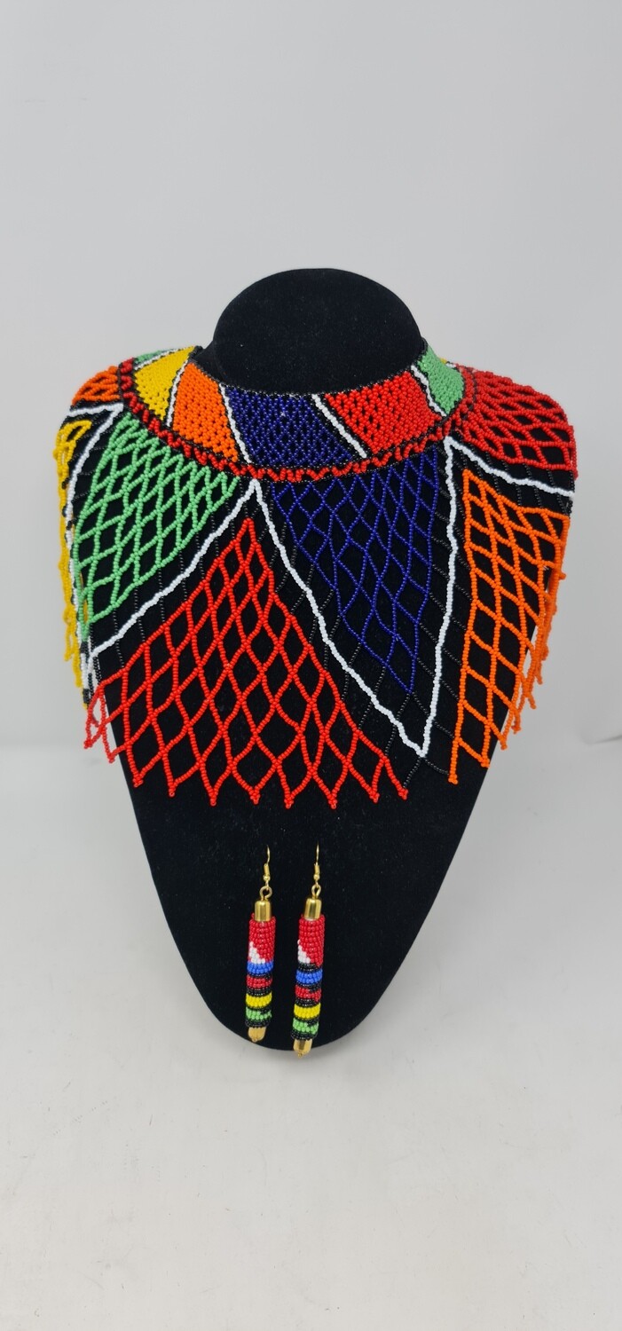 Handbeaded Necklace with Matching Earrings - Nyavu