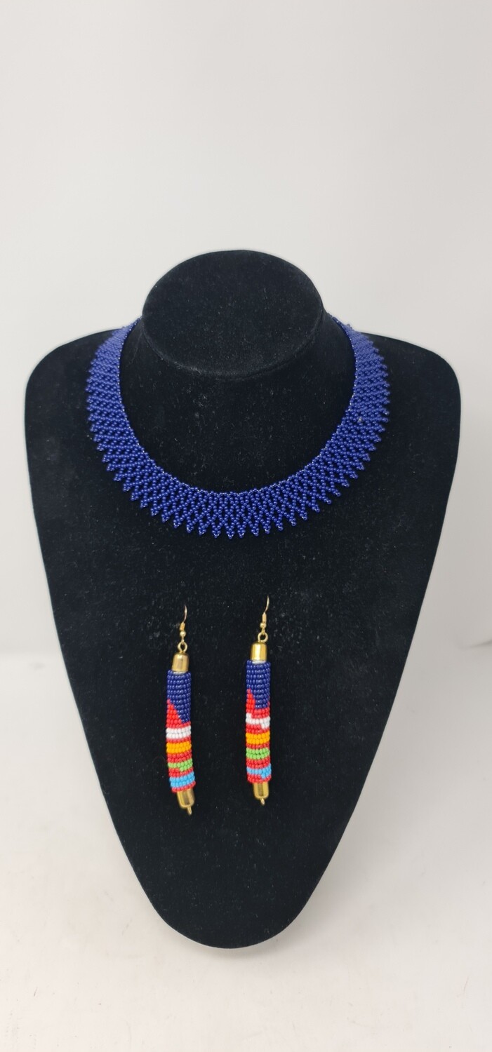Handbeaded Necklace with Matching Earrings - Dogo