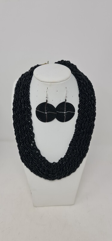 Handbeaded Necklace with Matching Earrings - Black - Shila