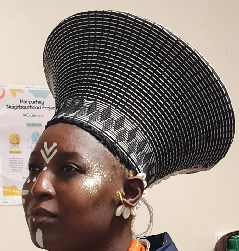 Traditional Isicholo Zulu Hat - Black and white