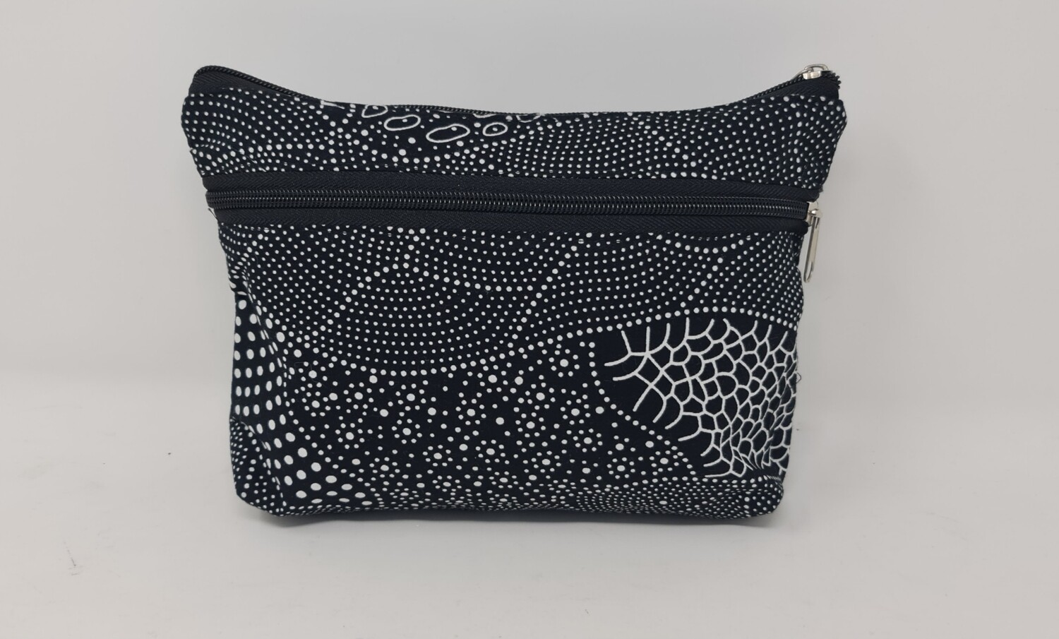 African Print Cosmetic/Makeup/Toiletry Bag 19cm x 25cm - Amu