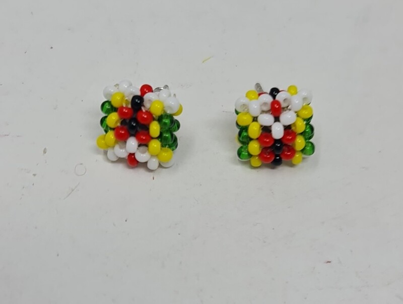 Handbeaded Stud Earrings  - Tija - Zimbabwe