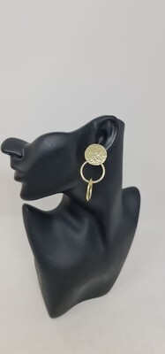 Elegant and Statement Earrings -  Kashuna