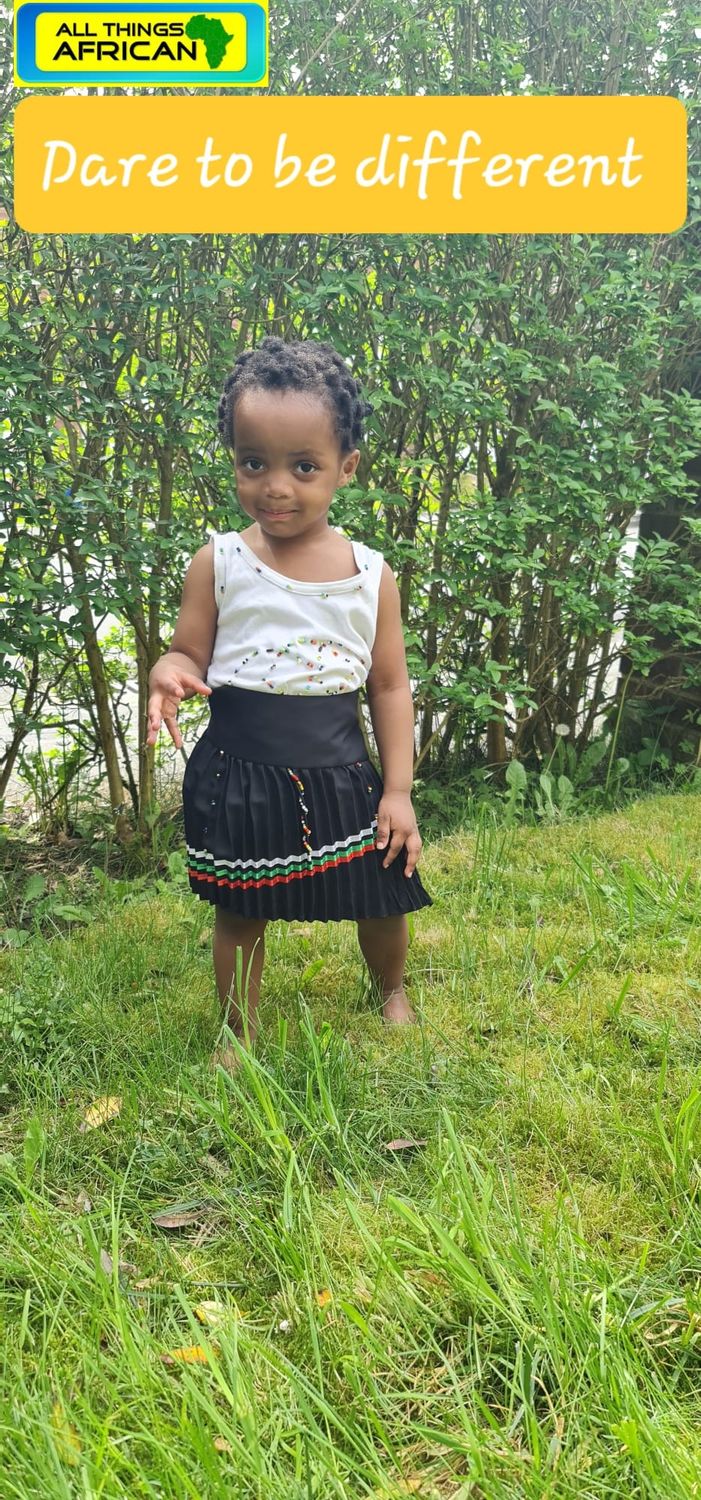 Traditional Zulu Skirt- Black- Wrapper round- length 25cm