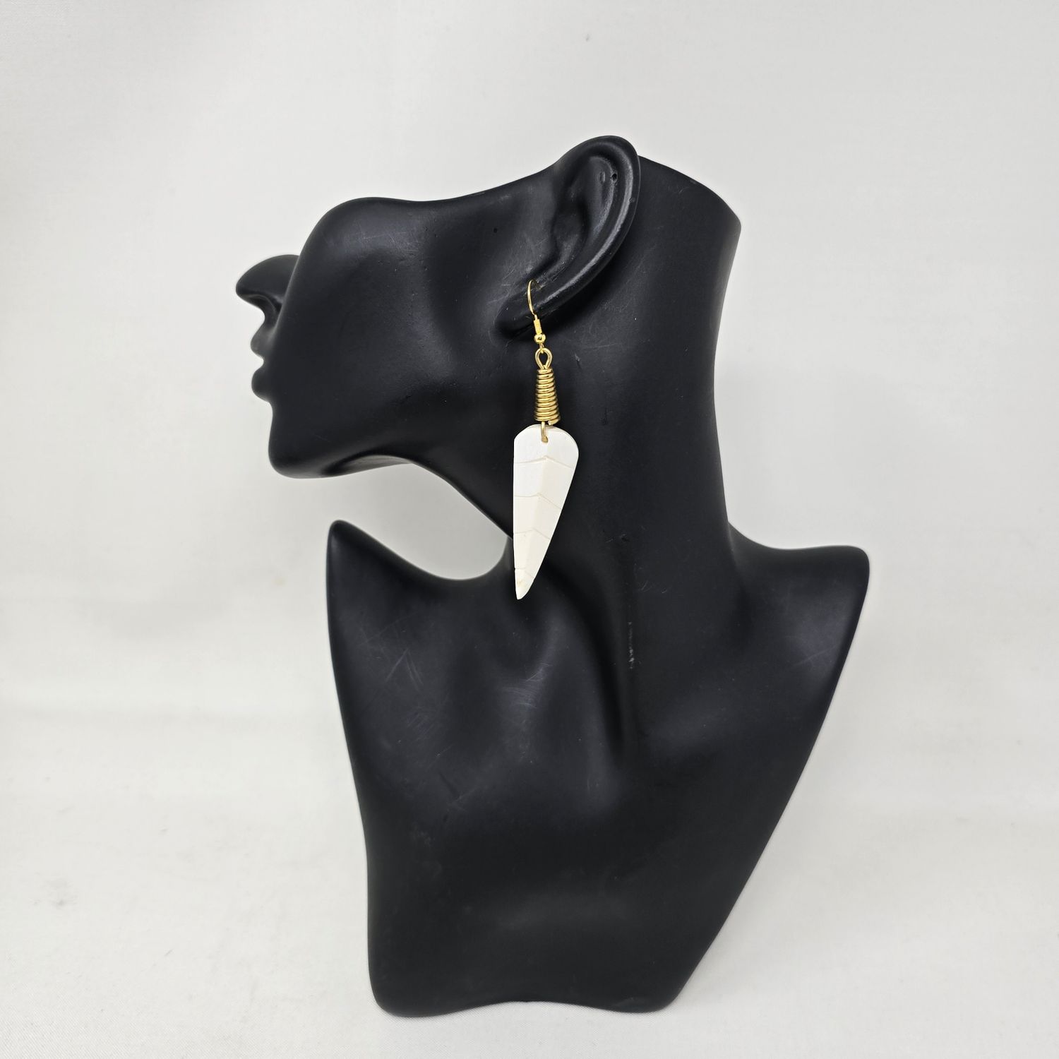 Hand made cow bone Earrings - Faharia