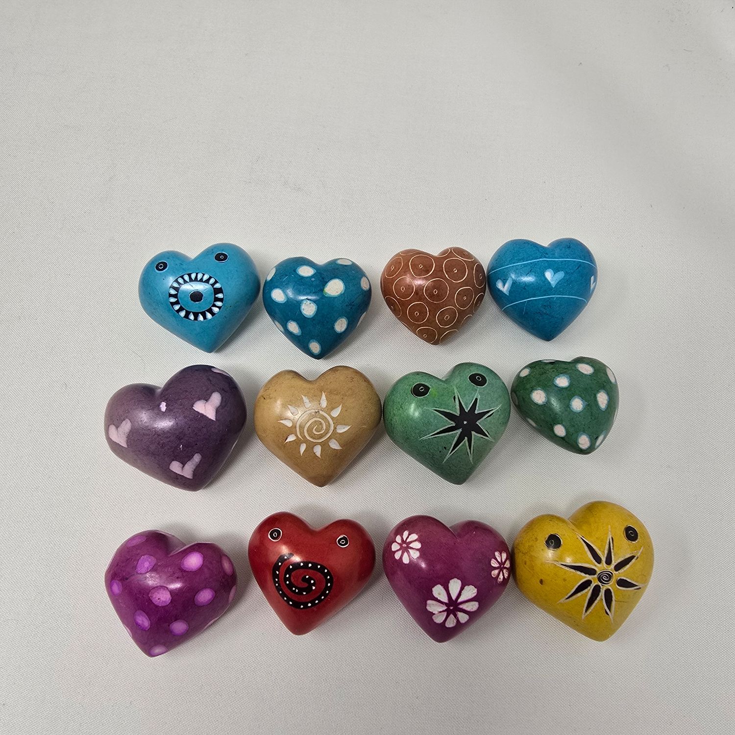 Hand-Painted Soapstone Paperweight - Love Heart x 12 - UJUZI