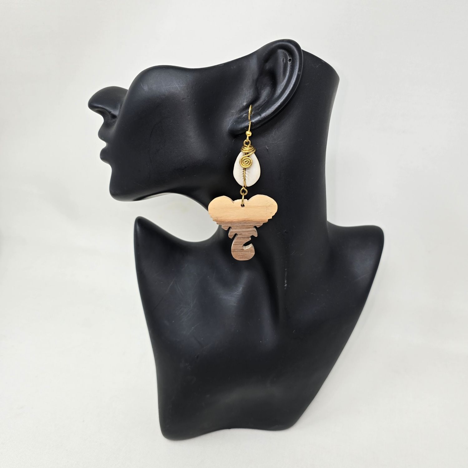 Handmade Elegant Statement Earrings - Nakia