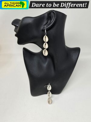 Kono -  Cawrie Shell Earrings -8cm